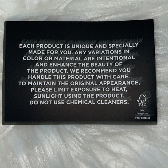 (NWT) KARL LAGERFELD PARIS Maybelle Character Small Crossbody Blush Combo - Picture 8 of 16